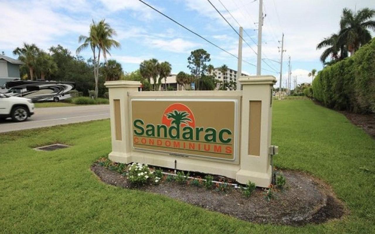 Always Summer On A White Sandy Beach Aparthotel Fort Myers Beach Eksteriør bilde